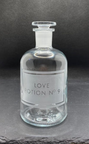 apothecary bottle 'love potion no.9'